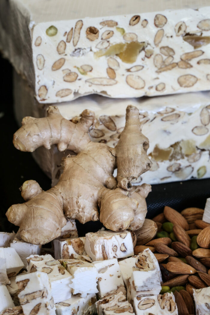 Nougat au gingembre fait avec du mail de la région et des amandes de Provence - Nougat artisanal et provençal