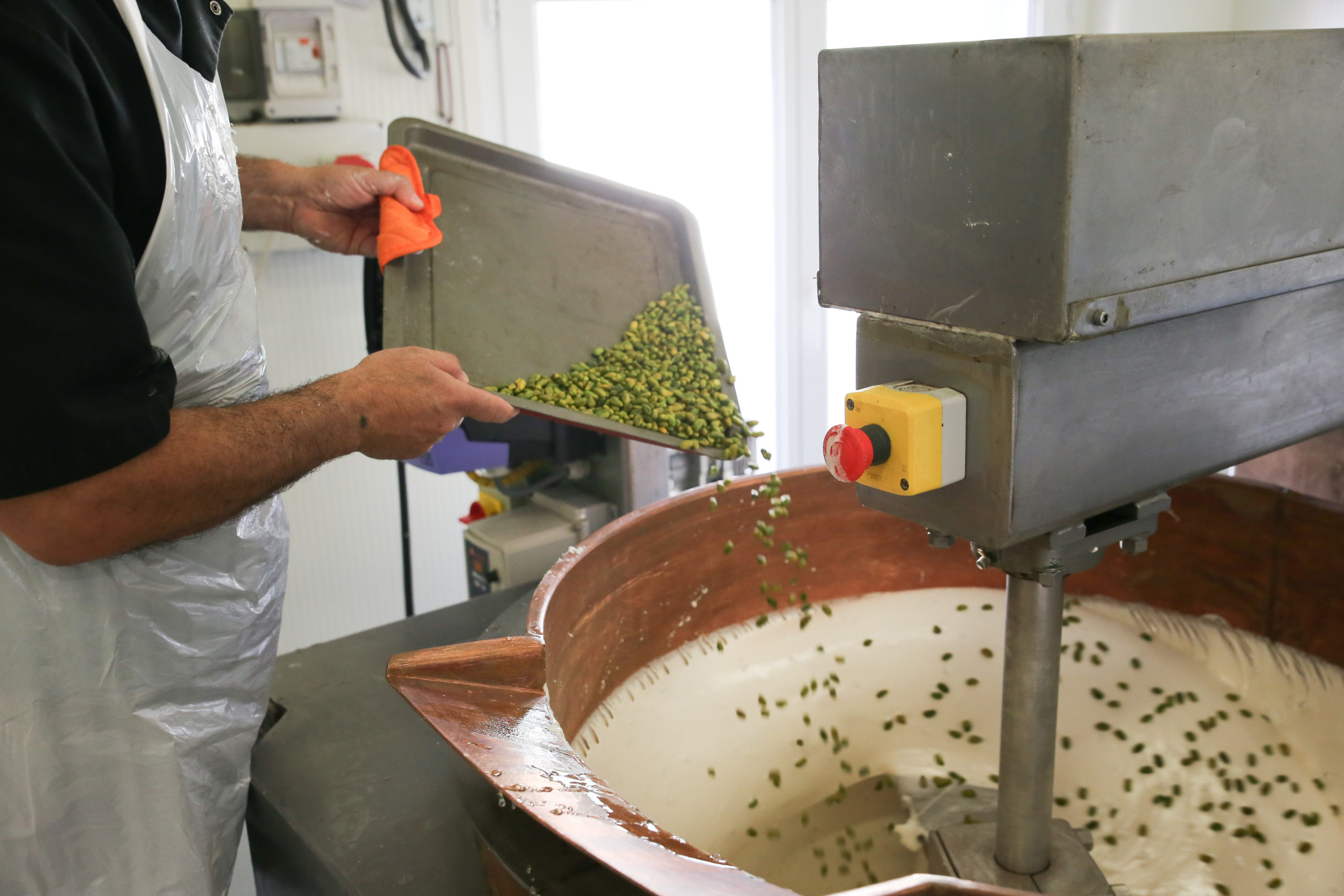 les secrets du nougat provençal Laurmar