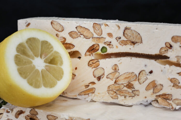 nougat_ecorce_citron_confit_apt_miel_lavande_igp_amande_provence