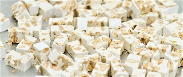 nougat_tendre_laurmar_miel_lavande_igp_amande_provence_nougat_traditionnel_nougat_provençal